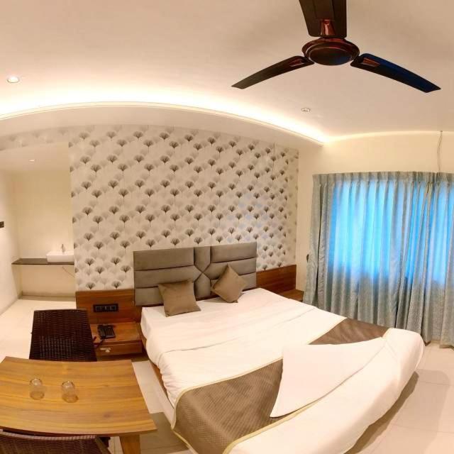 Hotel India Gate Narhe, 푸네 외부 사진