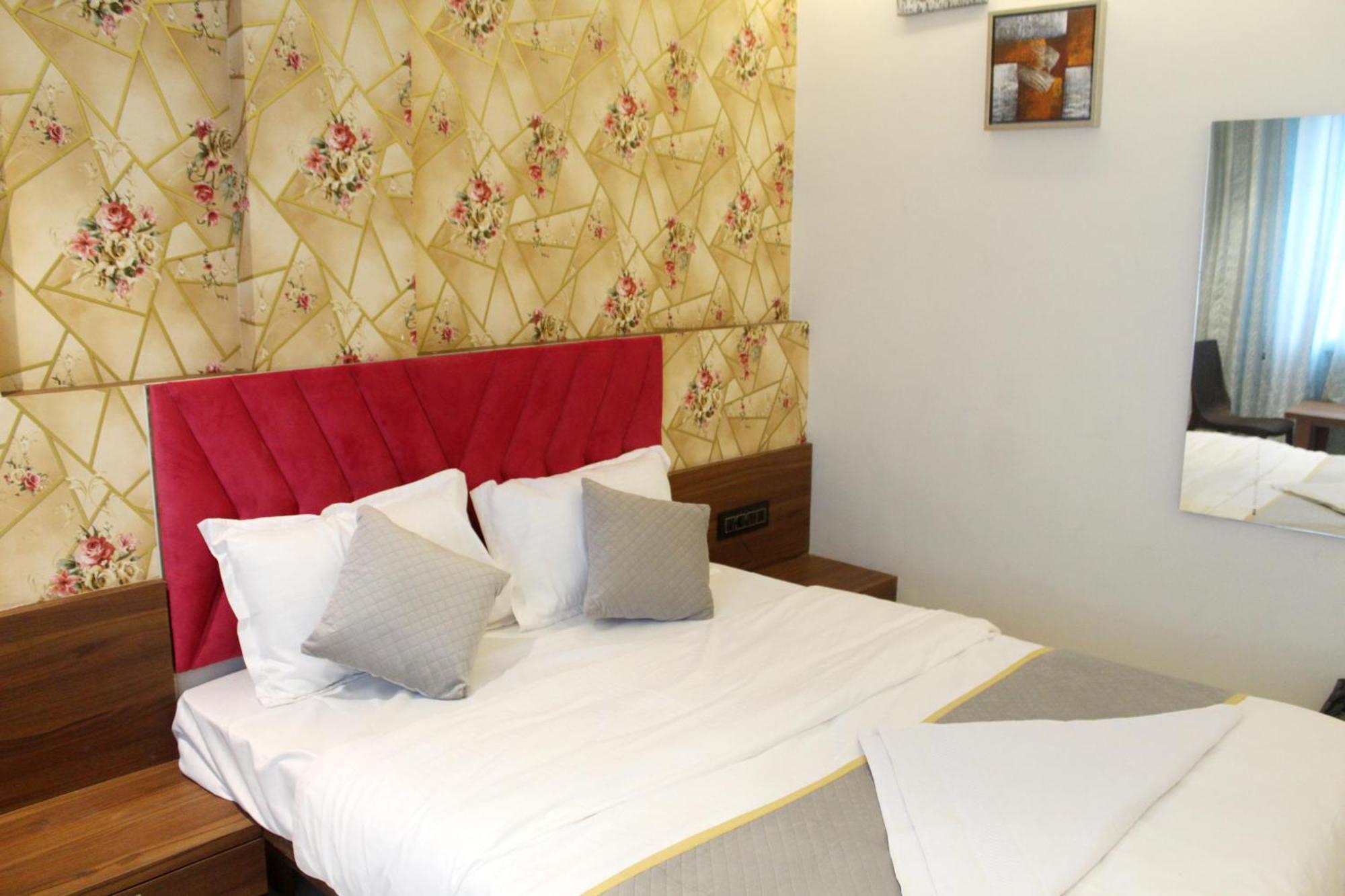 Hotel India Gate Narhe, 푸네 외부 사진