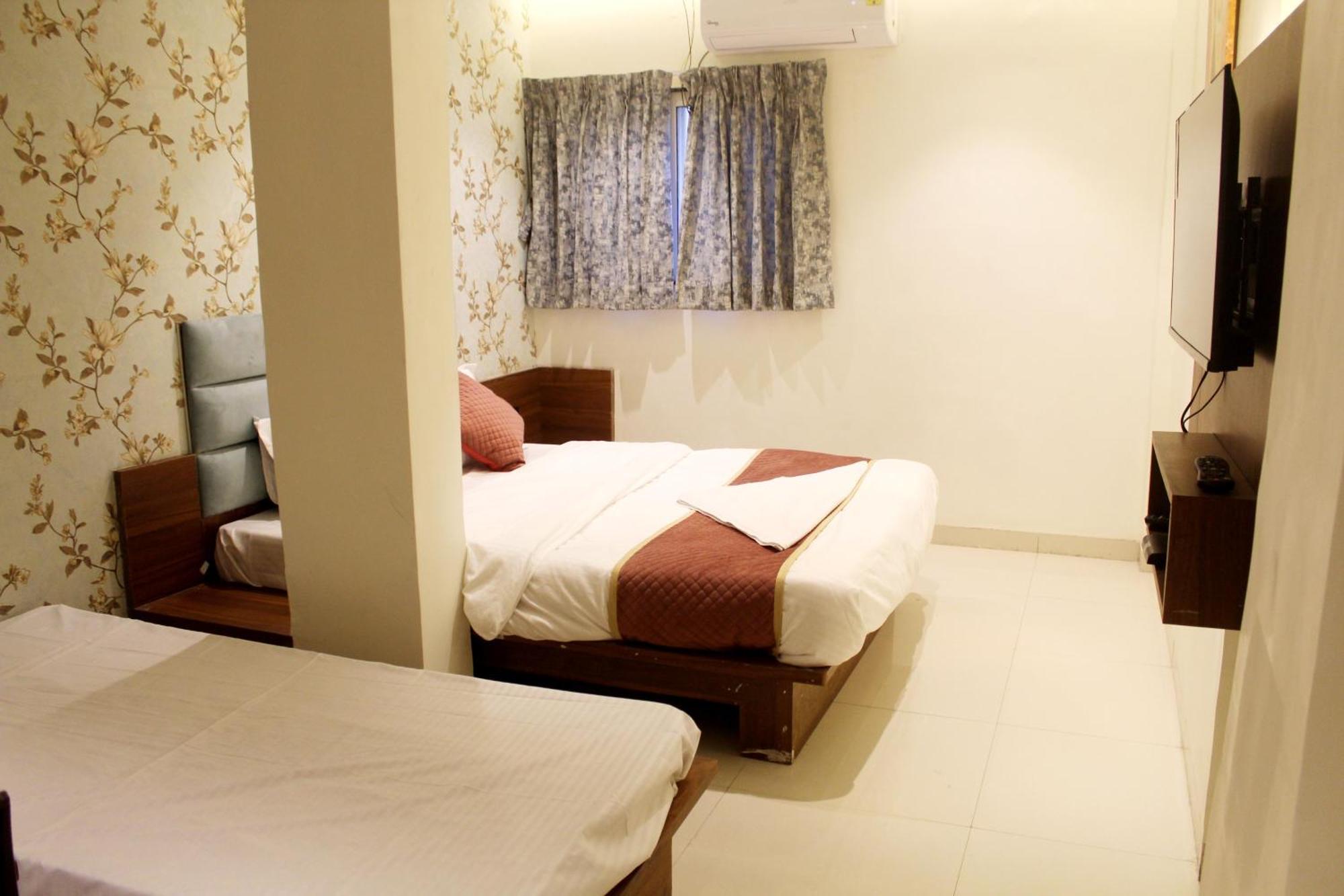 Hotel India Gate Narhe, 푸네 외부 사진