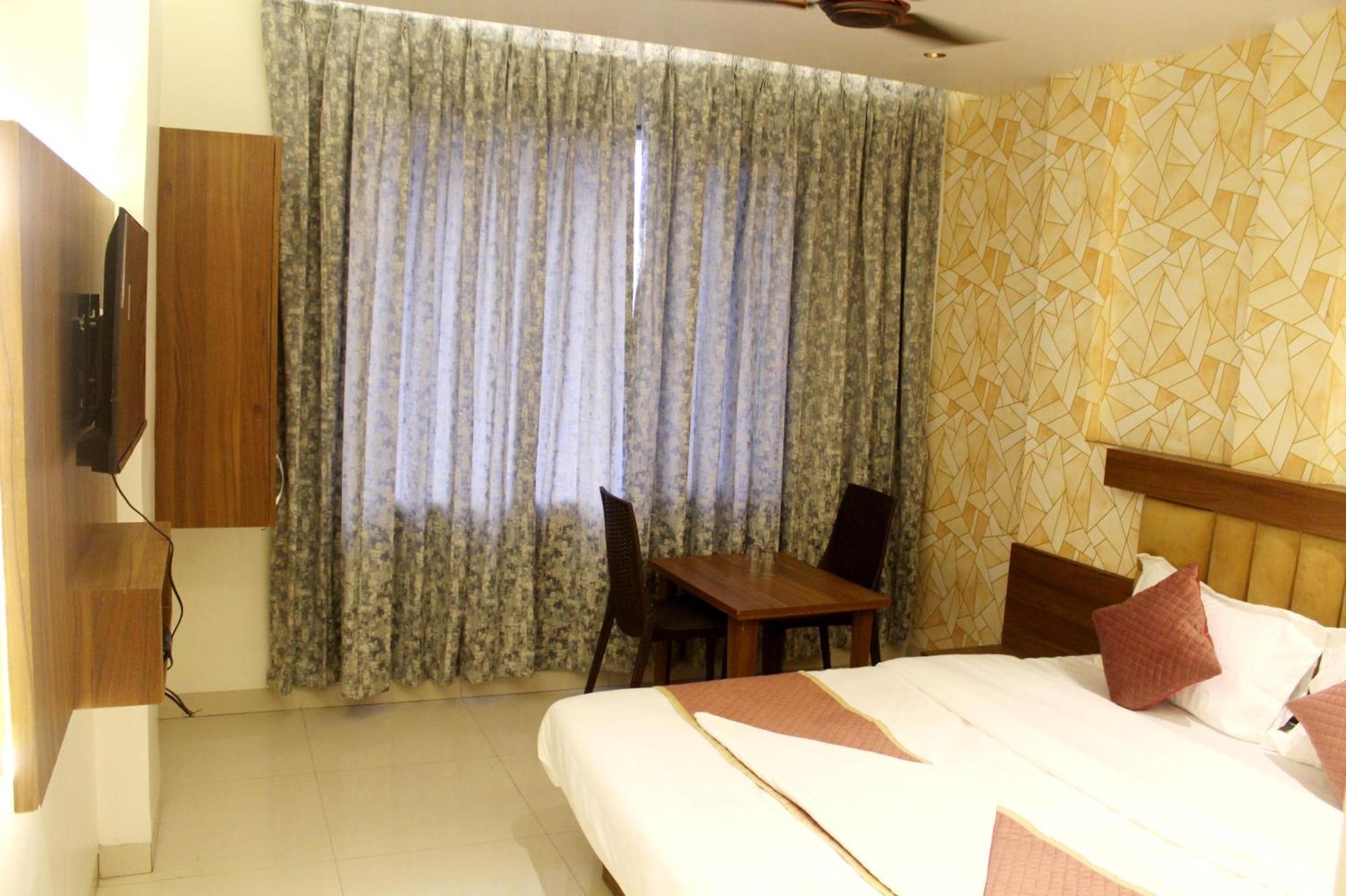Hotel India Gate Narhe, 푸네 외부 사진