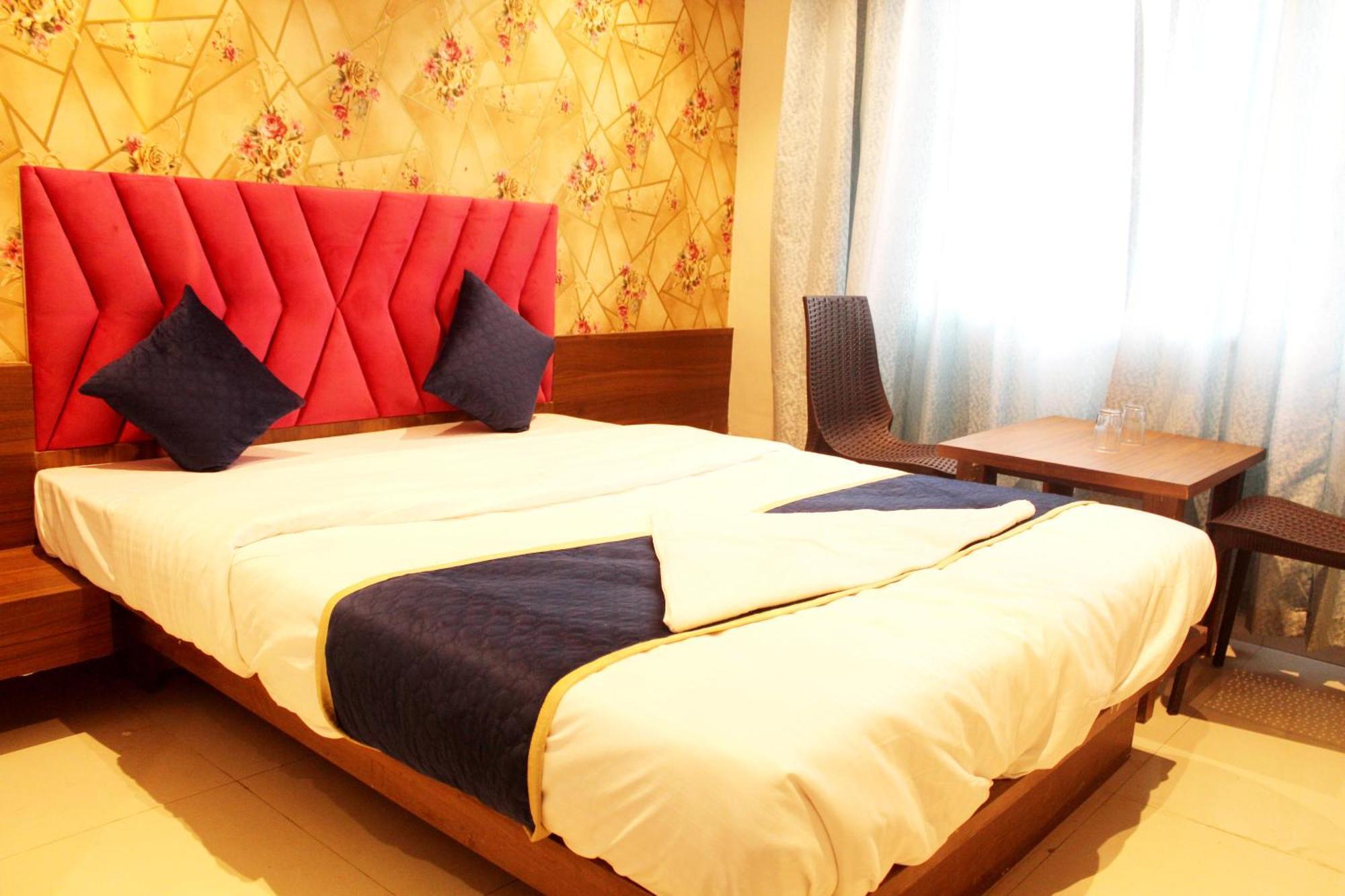 Hotel India Gate Narhe, 푸네 외부 사진